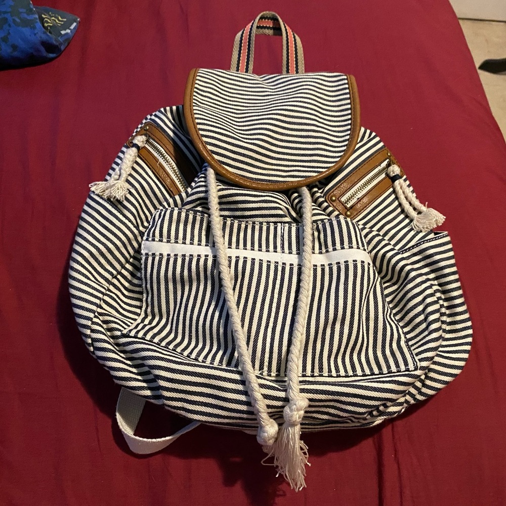 AMERICAN EAGLE STRIPED DRAWSTRING BACKPACK